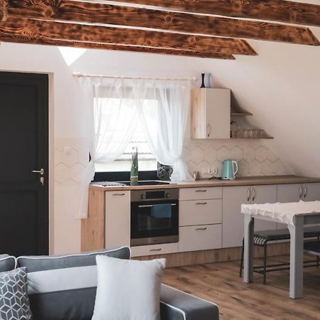 Apartament Nad Ustroniem Gołdap Esterno foto